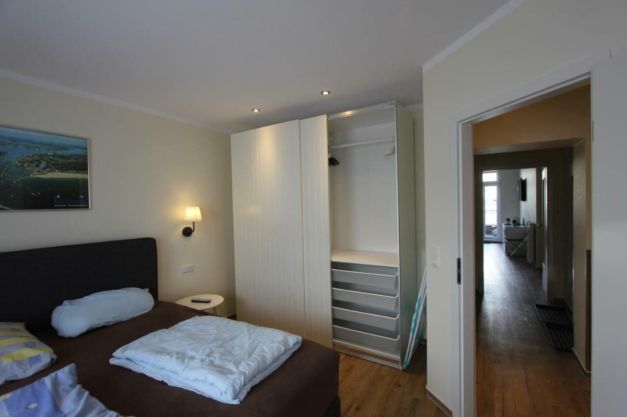 Ferienwohnung in Warnemünde, Friedrich-Franz-Straße 11 Rostock Exterior foto