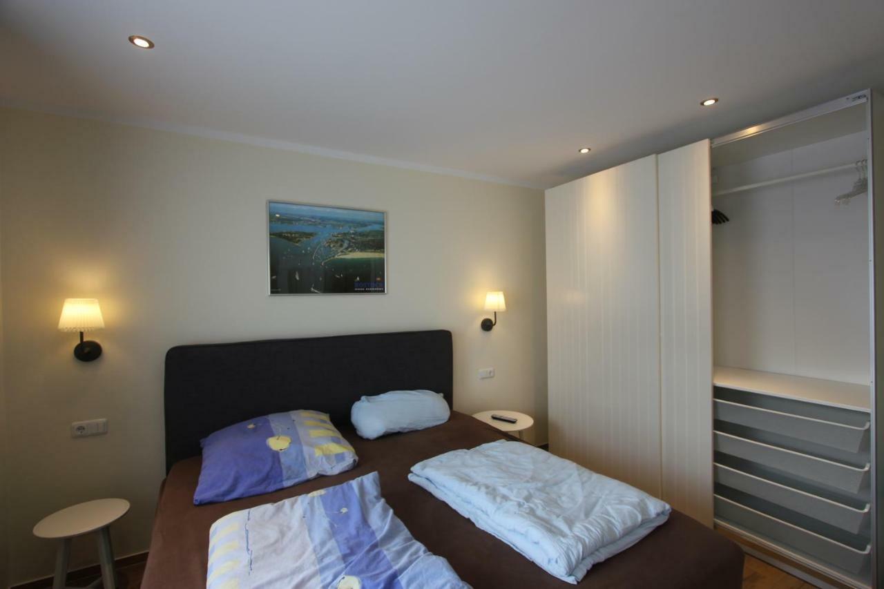 Ferienwohnung in Warnemünde, Friedrich-Franz-Straße 11 Rostock Exterior foto