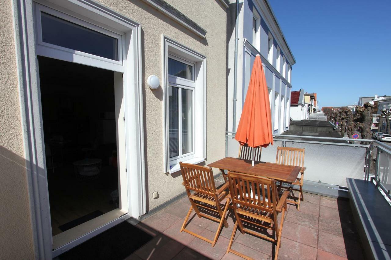 Ferienwohnung in Warnemünde, Friedrich-Franz-Straße 11 Rostock Exterior foto